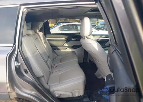 2019 Toyota Highlander Xle from USA, damaged, VIN 5TDJZRFH9KS601497